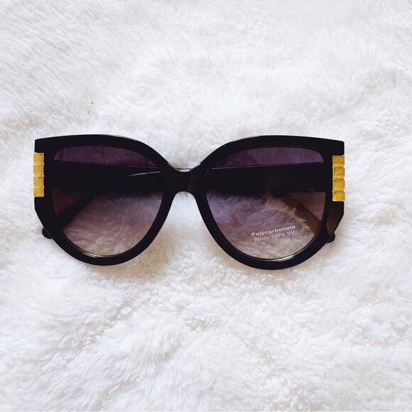 Stylens Accessories - Rosy Black Cat Eye Oversized Sunglasses